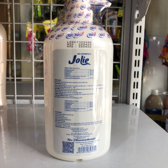 Sữa Tắm Dưỡng Lông ,Khử Mùi, Thơm Lâu Cho Thú Cưng - Bio Jolie 500ml